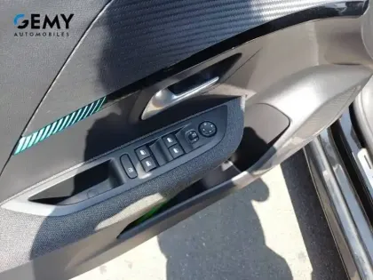 Photo 13 Peugeot 208  Electrique 50 kWh 136ch