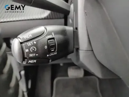 Photo 30 Peugeot 208  Electrique 50 kWh 136ch