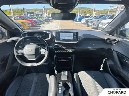 Photo 32 Peugeot 208  Electrique 50 kWh 136ch