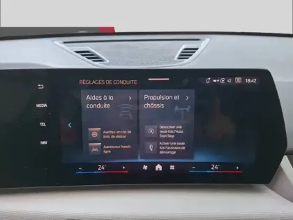 Photo 17 BMW X1  sDrive 18i 136ch DKG7