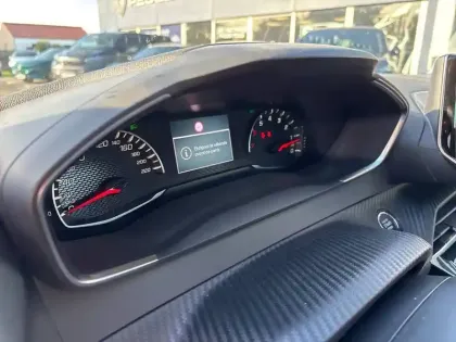 Photo 9 Peugeot 208  100 S&S BVM6