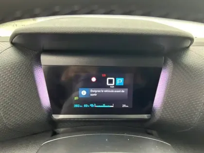 Photo 9 Citroën C4 e- 136 ch autonomie standard  Automatique