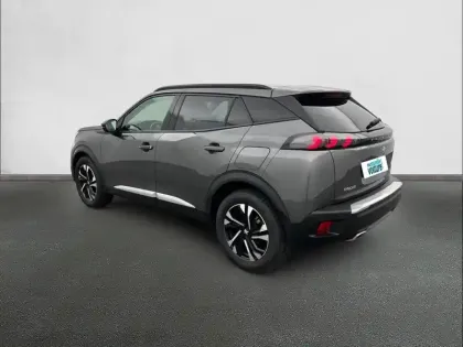 Photo 6 Peugeot 2008  PureTech 130 S&S EAT8