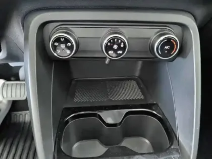 Photo 17 Citroën C3 e- 113 ch