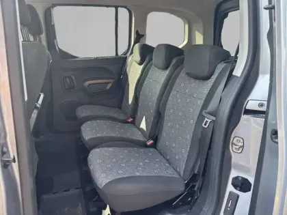 Photo 11 Peugeot Rifter  Standard BlueHDi 130 S&S EAT8