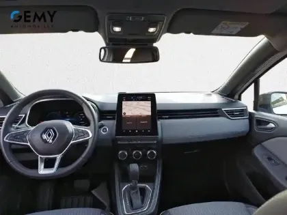 Photo 7 Renault Clio  E-Tech full hybrid 145