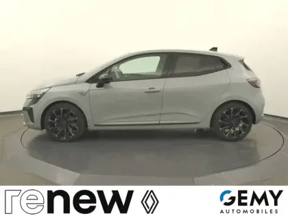 Photo 33 Renault Clio  E-Tech full hybrid 145