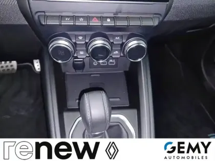 Photo 28 Renault Clio  E-Tech full hybrid 145