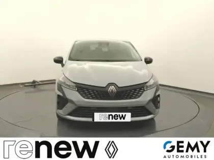 Photo 16 Renault Clio  E-Tech full hybrid 145