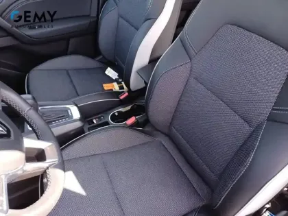 Photo 8 Renault Captur  E-Tech full hybrid 145