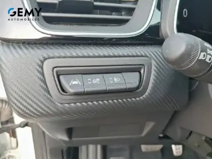 Photo 21 Renault Captur  E-Tech full hybrid 145
