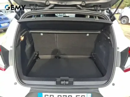 Photo 5 Renault Captur  E-Tech full hybrid 145