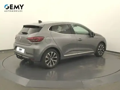 Photo 17 Renault Clio  E-Tech full hybrid 145