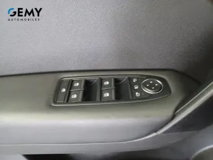 Photo 15 Renault Captur  TCe 90