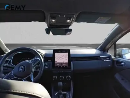 Photo 7 Renault Clio  E-Tech full hybrid 145