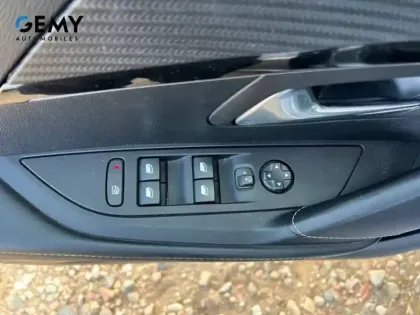 Photo 12 Peugeot 208  Electrique 50 kWh 136ch