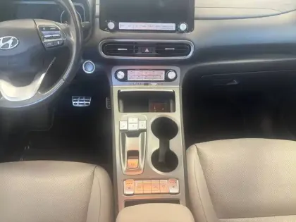 Photo 10 Hyundai Kona  Electrique 64 kWh - 204 ch