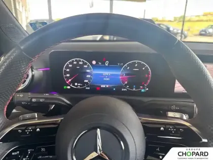 Photo 16 Mercedes Classe A  180 d 8G-DCT