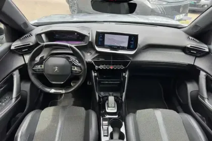 Photo 15 Peugeot 2008  BlueHDi 130 S&S EAT8