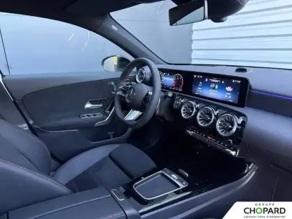 Photo 12 Mercedes Classe A  200 d