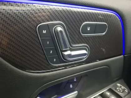Photo 30 Mercedes GLA  200 d 8G-DCT