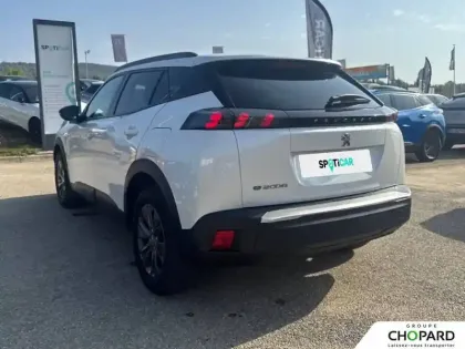 Photo 28 Peugeot 2008  Electrique 136 ch