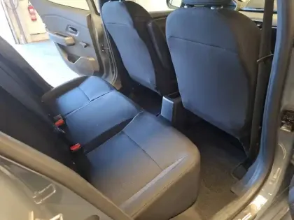 Photo 14 Dacia Sandero  SCe 65