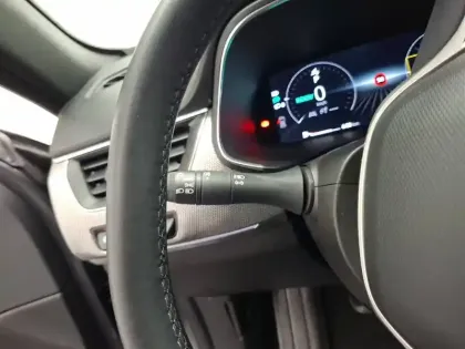Photo 28 Renault Arkana  E-Tech full hybrid 145 GSR2