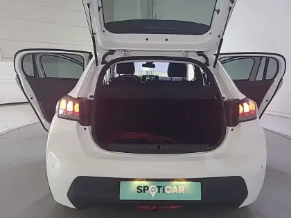 Photo 5 Peugeot 208  Electrique 50 kWh 136ch