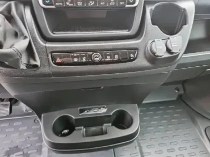 Photo 18 Peugeot Boxer  FGN 3.5 T L2H2 140 S&S BVM6