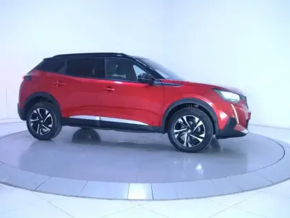 Photo 10 Peugeot 2008  PureTech 130 S&S EAT8