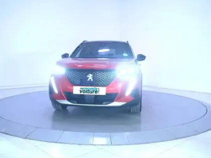Photo 8 Peugeot 2008  PureTech 130 S&S EAT8