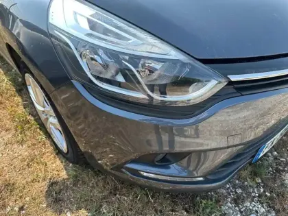 Photo 15 Renault Clio  Estate TCe 90 - 19
