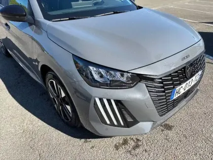 Photo 15 Peugeot 208  Hybrid 110 e-DCS6