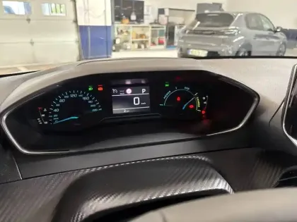 Photo 9 Peugeot 208  Hybrid 110 e-DCS6