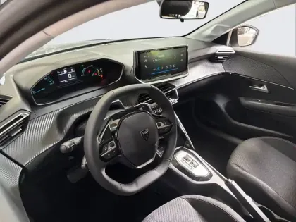 Photo 7 Peugeot 208  Hybrid 110 e-DCS6