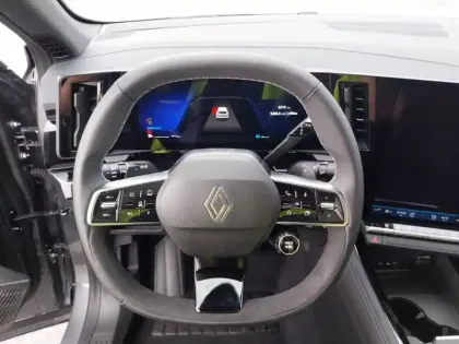 Photo 10 Renault Rafale  E-Tech full hybrid 200 ch