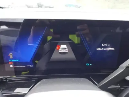 Photo 11 Renault Rafale  E-Tech full hybrid 200 ch