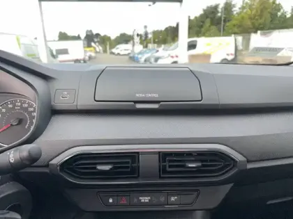 Photo 11 Dacia Sandero  SCe 65