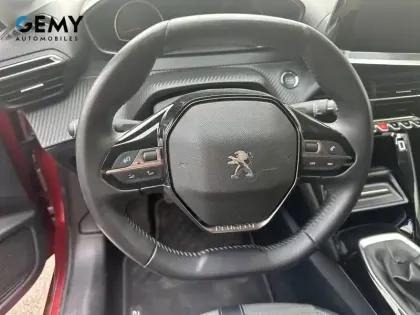 Photo 11 Peugeot 208  PureTech 100 S&S BVM6