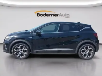 Photo 16 Renault Captur  E-Tech full hybrid 145