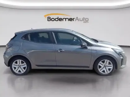 Photo 5 Renault Clio  E-Tech full hybrid 145