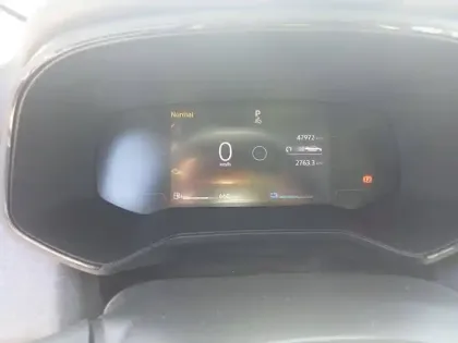 Photo 11 Renault Clio  E-Tech full hybrid 145