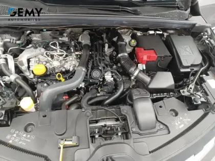 Photo 26 Renault Captur  mild hybrid 160 EDC