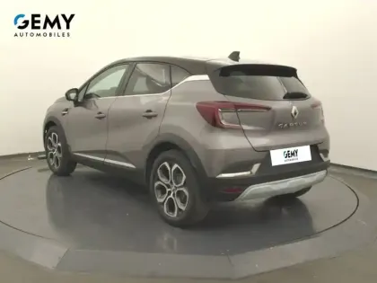 Photo 21 Renault Captur  mild hybrid 160 EDC