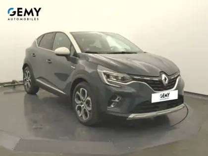 Photo 17 Renault Captur  E-Tech full hybrid 145