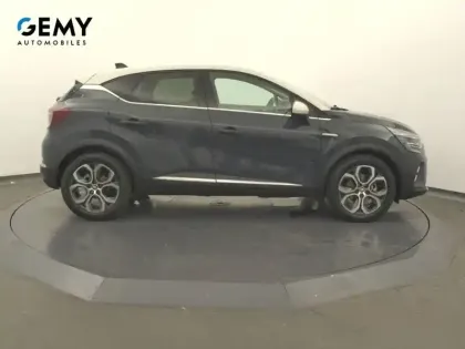 Photo 18 Renault Captur  E-Tech full hybrid 145