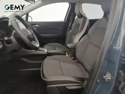 Photo 23 Renault Captur  E-Tech full hybrid 145