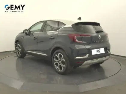 Photo 21 Renault Captur  E-Tech full hybrid 145