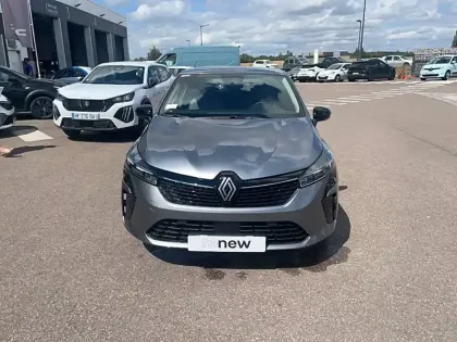 Photo 13 Renault Clio  E-Tech full hybrid 145 ch GSR2